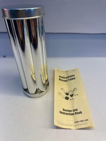 New Pampered Chef Valtrompia Bread Tube