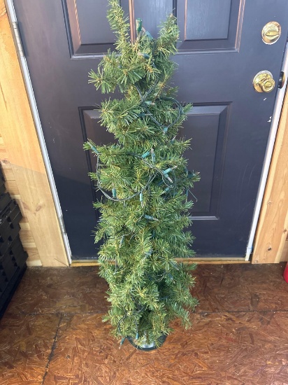4 Ft Pre-Lit Christmas Tree With Base