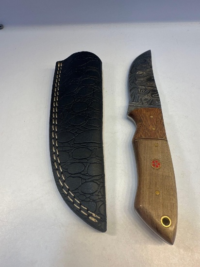 New Knife With Sheath