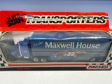 Matchbox 1993 Bobby Labonte # 22 Super Star Transporters