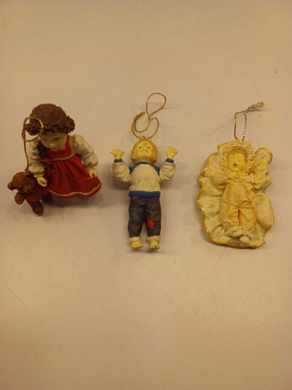 The Ashton-Drake Galleries Heirloom Ornaments - Natasha, Kevin, and Elizabeth