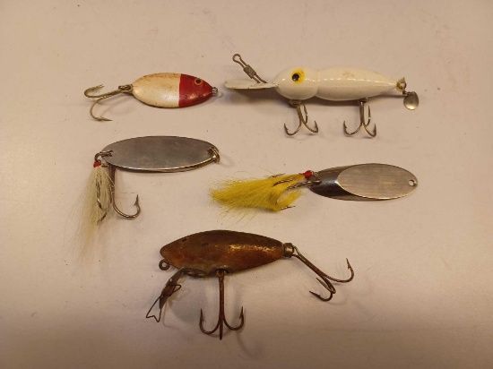 5 Vintage Fishing Lures
