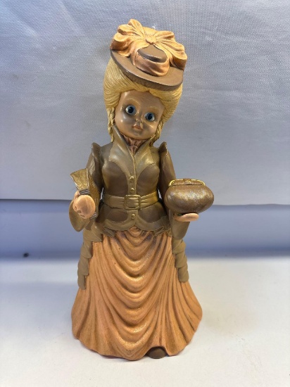 Gibson Girl With Book / Purse