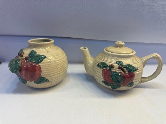 2 Pc 3D Glazed Apple Teapot With Lid and Vase