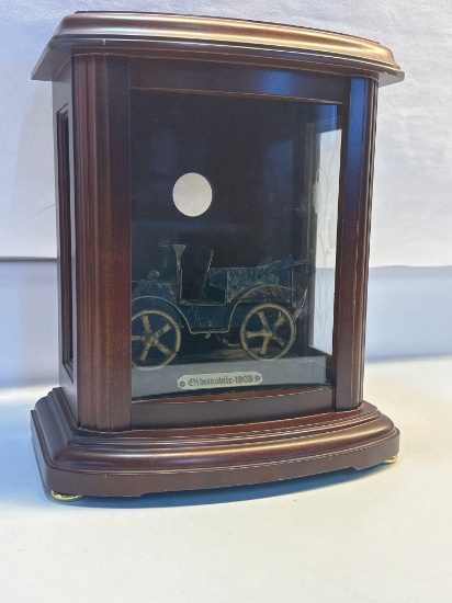 Oldsmobile 1903 Model Car In Wooden Display Box