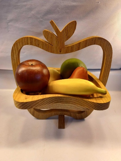 Oak Wood Fruit Basket with Fruit