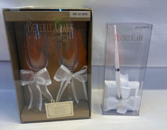 New Beverly Clark Collection Infinity Pen Holder / New Beverly Clark Collection Champagne Flute Set
