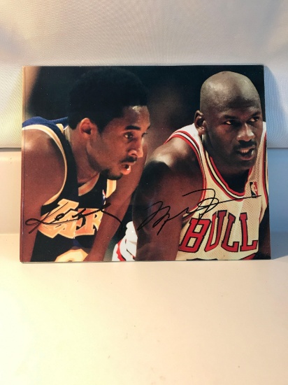 Photo of Kobe Bryant and Michael Jordan( Signed Photo )