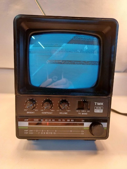 TMK 5 Inch Diagonal Black and White Portable Television