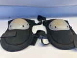 Set of Steelton Tools Knee Pads