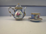 Victoria Garden Mini Tea Pot Set
