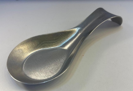 OGGI Metal Spoon Rest