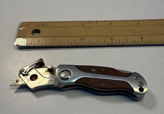 Workpro Portable Keychain Mini Folding Camping Knife