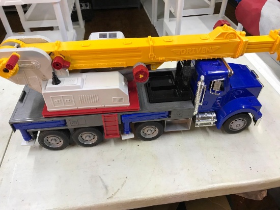 Jumbo Crane Driven Truck