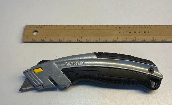 Stanley Retractable Utility Knife