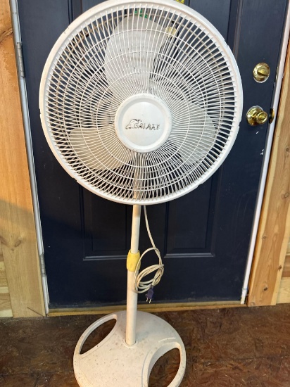 Galaxy Floor 3 Speed Adjustable Oscillating Fan