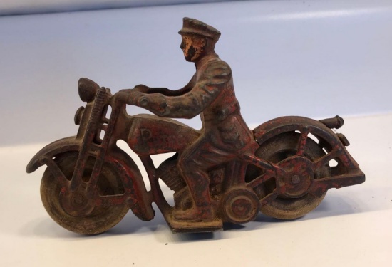 Ventage Metal Motorcycle with Patrol Driver