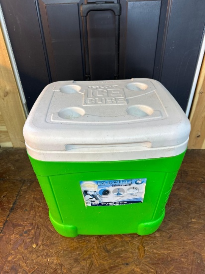 Green Igloo Ice Cube Wheeled Cooler 60 Quart With Handle
