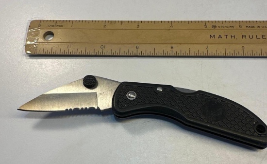 Black Plastic Handle Eagle Folding Pocket Knife