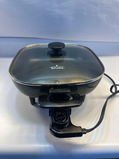 Rival Electric Skillet With Lid and Cord