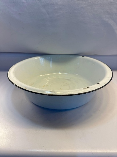 Vintage Enamel Wash Bowl