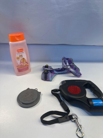 Cat Shampoo, Leash, Cat Lot
