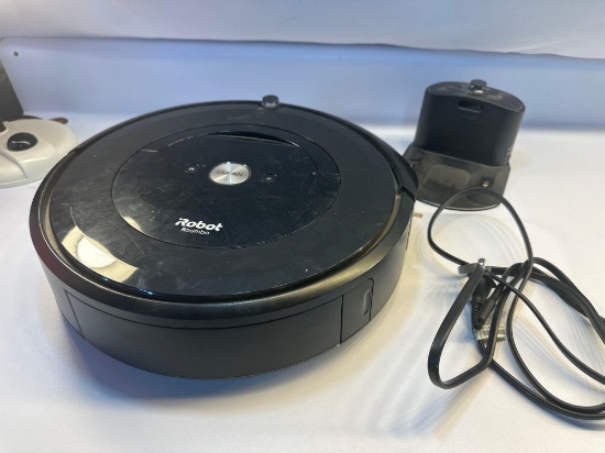 Robot Roomba With Charger Needs Battery