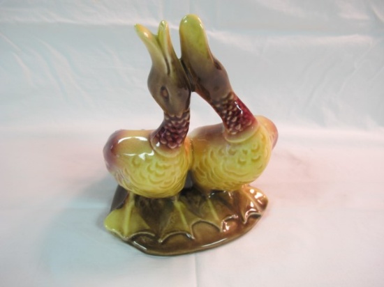 HULL DOUBLE DUCK PLANTER MEDIUM  #95 MINT