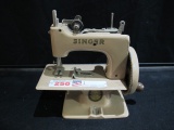 MINI SINGER SEWING TAN