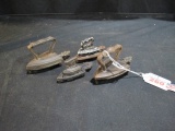 LOT OF 4 MINI IRONS / TRIVITS CIR 1900S