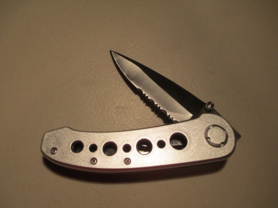 Pocket Knife New In Box