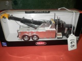 PETERBILT TOW TRUCK