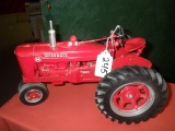 MCCORMICK-DEERING FARMALL M