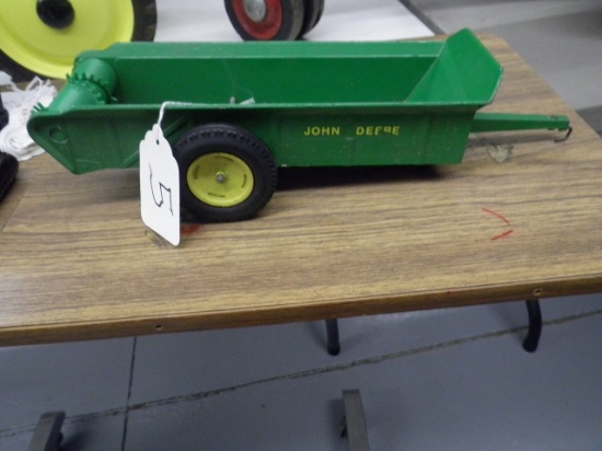 JOHN DEERE SPREADER METAL WHEELS