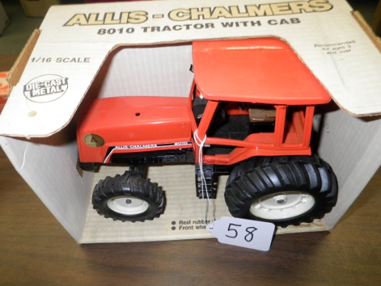 ALLIS-CHALMERS 8010 TRACTOR ERTL