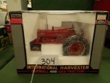 INTERNATIONAL HARVESTER FARMALL 400 GAS TRACTOR