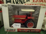 FARMALL 966 TRACTOR  DEALER EDITION