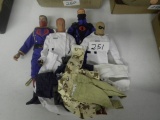 4 GI JOE 1996 HASBRO WITH SOME GI JOE CLOTHES