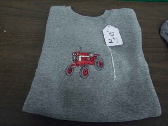 CHILD SWEAT SHIRT SIZE 5T W/RED TRACTOR