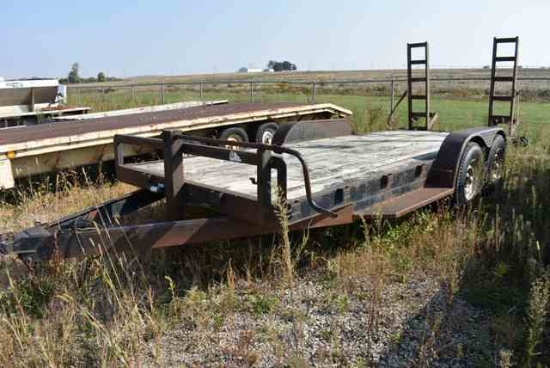 (Located in Mendota, IL) Fleetcraft Wood Deck Trai