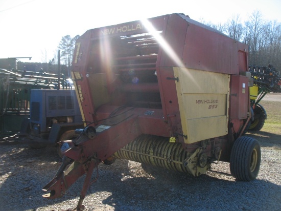 NH Hay Baler 853