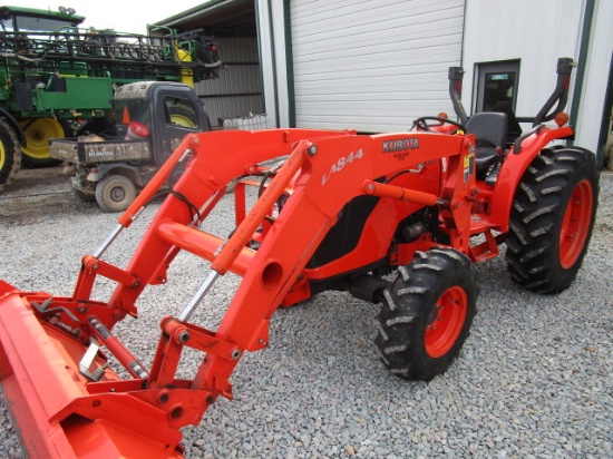 Kubota MX5100 w/ LA844 Loader