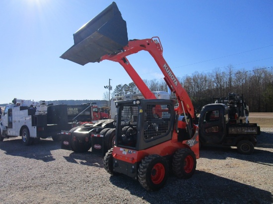 Kubota SSV-65 Skid Steer