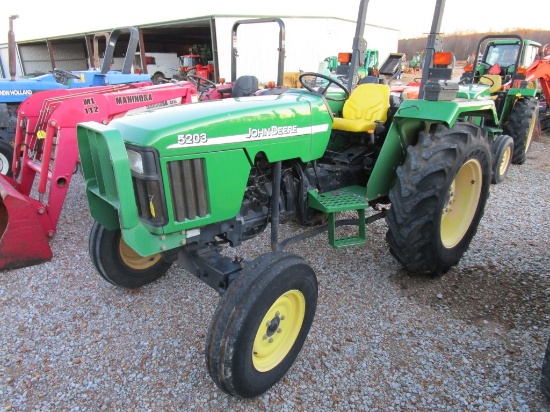 John Deere 5203 Tractor