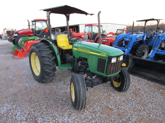John Deere 5105 Tractor