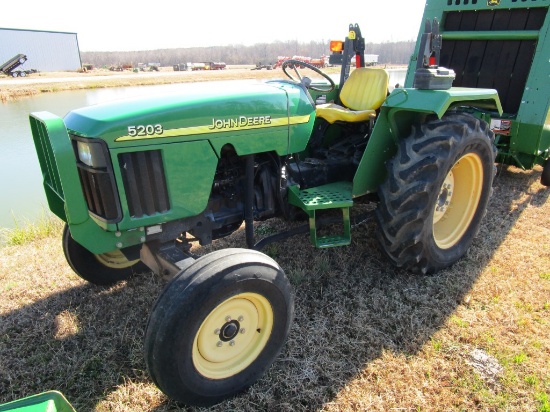 John Deere 5203 Tractor