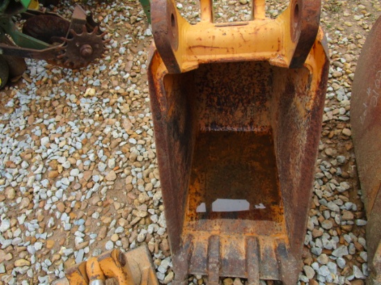 18" Case Bucket
