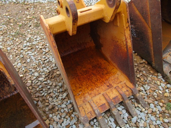 24" Case Bucket