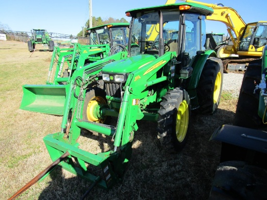 2014 John Deere 5075E Tractor