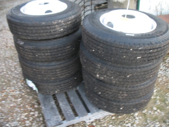New Tires/Rim 215/75 R17.5 (8)